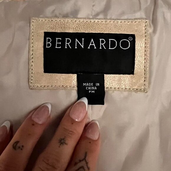 Bernardo tan genuine leather peacoat with gold metallic shimmer - Picture 5 of 8